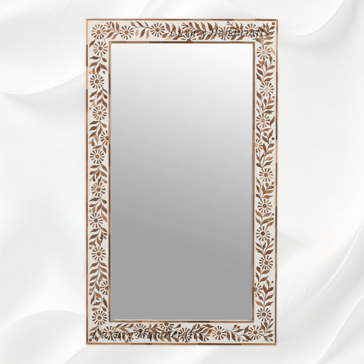 Timber Inlay Mirror Flannel Flower 3